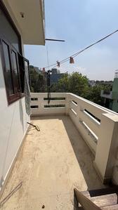 Balcony Image of 1400 Sq.ft 2 BHK Builder Floor for rent in Sector 40 Gurgaon for Rs. 35000