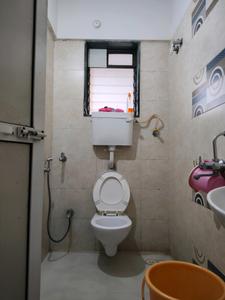 Common Bathroom One Image of 615 Sq.ft 1 BHK Apartment / Flat for sale in Natasha Enclave, Thane West Thane for Rs. 8700000