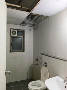 Common Bathroom Image of 909 Sq.ft 2 BHK Apartment / Flat for sale in Lodha Casa Rio Gold, Palava Phase 1 Thane for Rs. 5600000