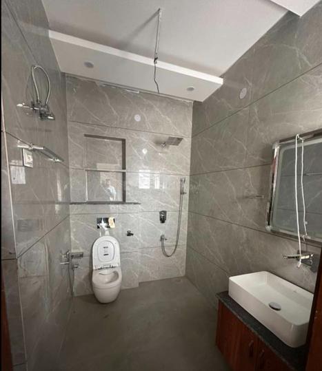 Guru Nanak Nagar Bathroom 1