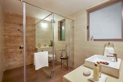 Bathroom Image of 7500 Sq.ft 9 BHK Apartment / Flat for sale in Juhu Mumbai for Rs. 380000000