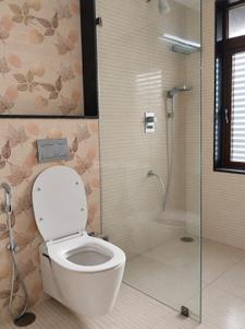 Bathroom Image of 2200 Sq.ft 4 BHK Apartment / Flat for rent in Nungambakkam Chennai for Rs. 170000