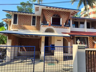 Image of 3750 Sq.ft 4 BHK Independent House for sale in Vyttila, Kochi for Rs. 20000000