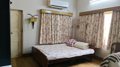 Bedroom Image of 2100 Sq.ft 5 BHK Independent House for sale in Behala Kolkata for Rs. 28500000