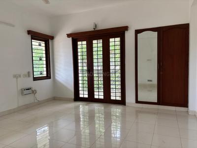 Bedroom Image of 2250 Sq.ft 3 BHK Apartment / Flat for rent in Nungambakkam Chennai for Rs. 140000