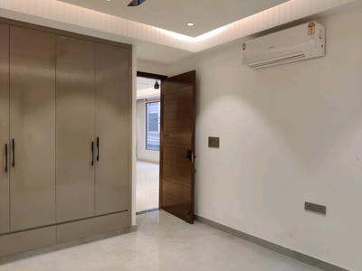 Bedroom Image of 2200 Sq.ft 4 BHK Builder Floor for sale in Kaushambi Ghaziabad for Rs. 28500000