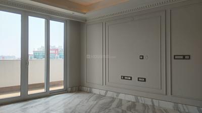 Living Room Image of 3200 Sq.ft 4.5 BHK Builder Floor for sale in DLF The Grove, DLF Phase 5 Gurgaon for Rs. 87000000