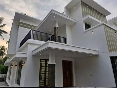 Image of 2100 Sq.ft 5 BHK Independent House for sale in Mannuthy, Thrissur for Rs. 8500000