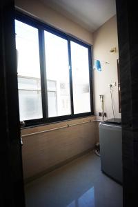 Kitchen Image of 3330 Sq.ft 5 BHK Independent House for sale in Naranpura Ahmedabad for Rs. 27500000