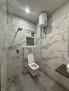 Bathroom Image of 1050 Sq.ft 2 BHK Builder Floor for sale in Saket New Delhi for Rs. 5500000