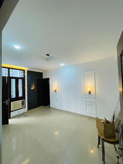 Divine Solitaire Main Image 1