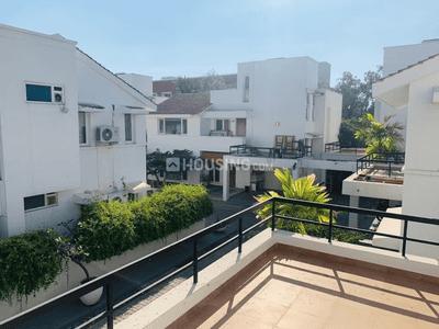 Image of 2912 Sq.ft 4.5 BHK Villa for sale in Thoraipakkam, Chennai for Rs. 36500000