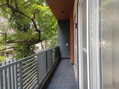 Balcony Image of 1600 Sq.ft 3 BHK Builder Floor for sale in Chittaranjan Park New Delhi for Rs. 35000000