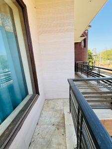 Balcony Image of 2700 Sq.ft 4 BHK Builder Floor for rent in Sector 56 Gurgaon for Rs. 75000