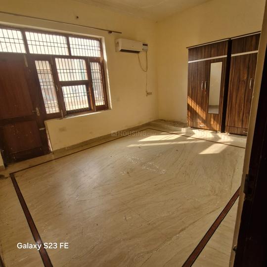 Model Town Phase 2, Model Town Bedroom 1