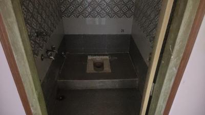 Bathroom Image of 1000 Sq.ft 2 BHK Builder Floor for rent in Balaji Nagar Kurnool for Rs. 11000