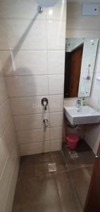 Bathroom Image of 2250 Sq.ft 3 BHK Builder Floor for rent in Big Block South City 2, Sector 49 Gurgaon for Rs. 60000