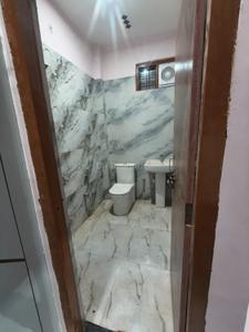 Bathroom Image of 1500 Sq.ft 3 BHK Independent House for rent in Baba Kailasha Enclave Extension, Marhar Mau Kala Lucknow for Rs. 17000