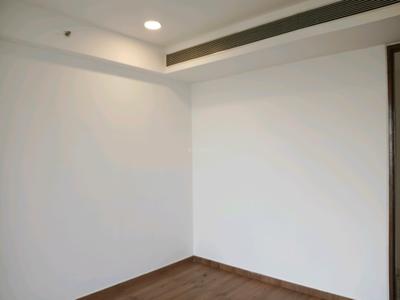 Bedroom Image of 2000 Sq.ft 3 BHK Apartment / Flat for rent in Indiabulls Blu, Worli Mumbai for Rs. 425000