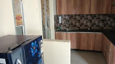 Kitchen Image of 766 Sq.ft 2 BHK Apartment / Flat for rent in Prateek Grand Carnesia, Siddharth Vihar Ghaziabad for Rs. 33000