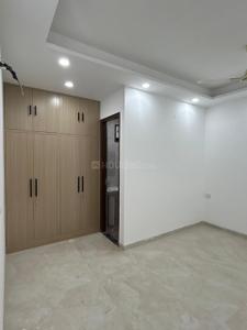 Bedroom Image of 850 Sq.ft 2 BHK Builder Floor for rent in Vivek Vihar New Delhi for Rs. 28000