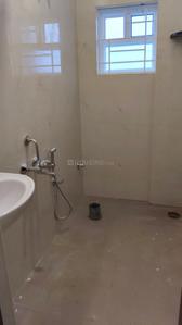 Bathroom Image of 650 Sq.ft 1 BHK Builder Floor for rent in HSR Layout Bengaluru for Rs. 38001