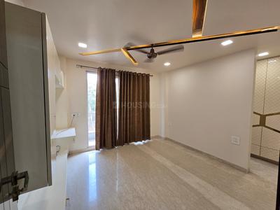 Bedroom Image of 1450 Sq.ft 3 BHK Builder Floor for sale in Janakpuri New Delhi for Rs. 25000000
