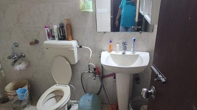Bathroom Image of 2000 Sq.ft 3.5 BHK Duplex for sale in Ansal Town Indore - Apartments, Talawali Chanda Indore for Rs. 23500000
