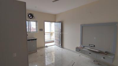 Living Room Image of 600 Sq.ft 1 BHK Builder Floor for rent in Bommanahalli Bengaluru for Rs. 18000