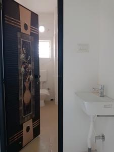 Common Bathroom Image of 750 Sq.ft 2 BHK Apartment / Flat for sale in Kamdahari Kolkata for Rs. 2750000