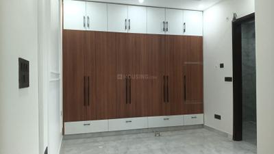 Bedroom Image of 2450 Sq.ft 3 BHK Builder Floor for rent in DLF Independent Floors At Dlf Gardencity Sector 91 92, Sector 92 Gurgaon for Rs. 44000
