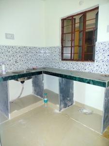 Kitchen Image of 1500 Sq.ft 3 BHK Builder Floor for rent in Kamal Vihar Raipur for Rs. 14000