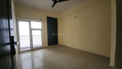 Bedroom Image of 1350 Sq.ft 3 BHK Apartment / Flat for sale in Gardenia Golf City, Sector 75 Noida for Rs. 15900000