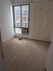Bedroom Image of 1650 Sq.ft 2.5 BHK Apartment / Flat for rent in Pioneer Park, Sector 61 Gurgaon for Rs. 57000