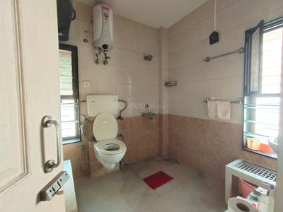 Bathroom Image of 2500 Sq.ft 5 BHK Villa for sale in Sindhi Society, Chembur Mumbai for Rs. 65000000