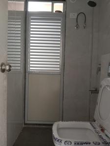 Common Bathroom Image of 650 Sq.ft 1 BHK Apartment / Flat for sale in Thane West Thane for Rs. 9000000