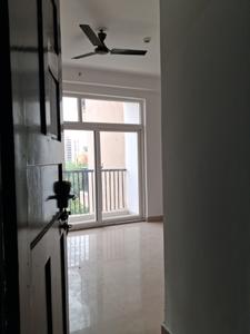 Main Entrance Image of 999 Sq.ft 2 BHK Apartment / Flat for sale in Amrapali Platinum, Sector 119 Noida for Rs. 9050000