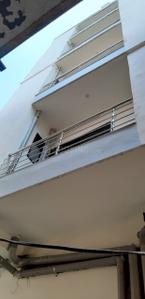 Image of 225 Sq.ft 1 RK Builder Floor for rent in Sector 52, Gurgaon for Rs. 11000