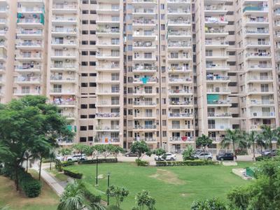 Building Image of 550 Sq.ft 1 BHK Apartment / Flat for sale in Shree Green Court, Sector 90 Gurgaon for Rs. 4250000