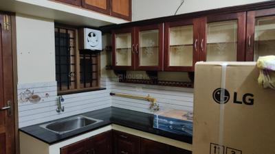 Kitchen Image of 1000 Sq.ft 2 BHK Builder Floor for rent in Thammanam Kochi for Rs. 28000