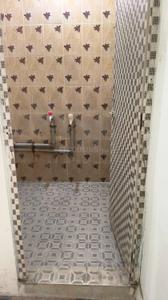 Bathroom Image of 800 Sq.ft 2 BHK Duplex for rent in Narasothipatti Salem for Rs. 12000