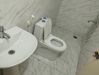 Bathroom Image of 1100 Sq.ft 2 BHK Apartment / Flat for rent in Novus Florence Village Phase 2, Pedagantyada Visakhapatnam for Rs. 15100