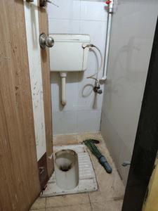Common Bathroom Image of 609 Sq.ft 1 BHK Apartment / Flat for sale in Metro Metropolis, Taloja Navi Mumbai for Rs. 3300000