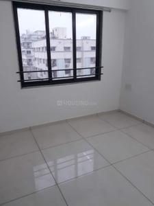 Bedroom Image of 904 Sq.ft 3 BHK Apartment / Flat for rent in Swastik Julee Appartment, Paldi Ahmedabad for Rs. 27000