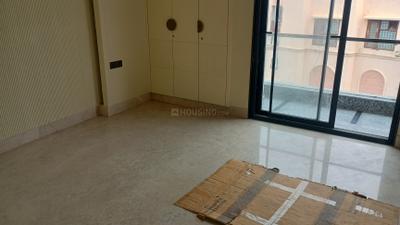 Bedroom Image of 1800 Sq.ft 3 BHK Builder Floor for sale in Kailash Colony New Delhi for Rs. 52500000