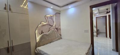 Bedroom Image of 725 Sq.ft 3 BHK Builder Floor for sale in Dwarka Mor New Delhi for Rs. 6000000