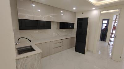 Kitchen Image of 2250 Sq.ft 4 BHK Builder Floor for sale in Sector 104 Noida for Rs. 8500000
