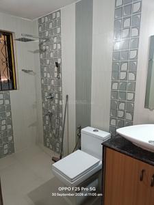 Bathroom Image of 1200 Sq.ft 2 BHK Apartment / Flat for rent in Parra Goa for Rs. 30000