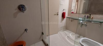 Bathroom Image of 960 Sq.ft 2 BHK Apartment / Flat for sale in K Raheja Vistas, Powai Mumbai for Rs. 26500000