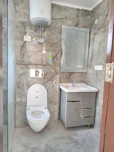 Common Bathroom Image of 1125 Sq.ft 3 BHK Apartment / Flat for sale in Chandan Hola New Delhi for Rs. 8500000